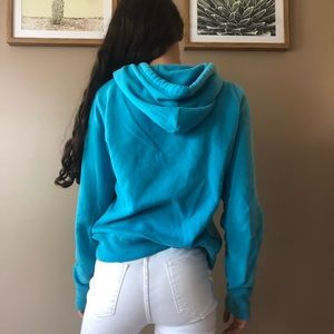 Blue holistic sweatshirt